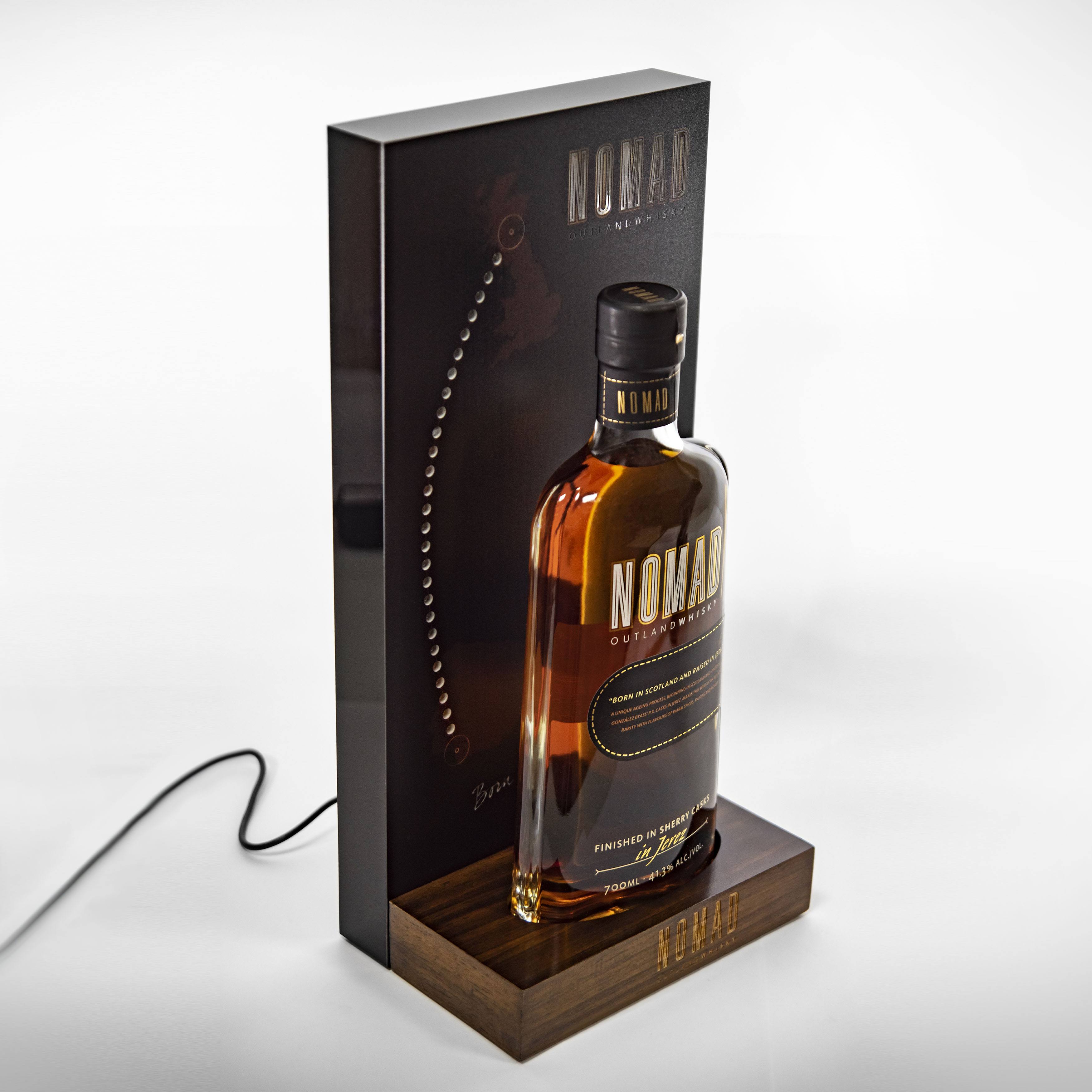 Nomad Outland Whisky Glorifier LED Display blinking blinkt leuchtet Lampe beleuchtung Holz Flaschenbeleuchtung Bottle Lamp Whiskey